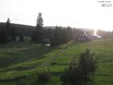 19 : 44