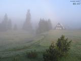 06 : 00