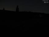 01 : 00