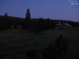 04 : 00