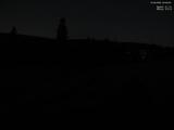 02 : 00