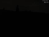 23 : 00