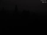 21 : 04