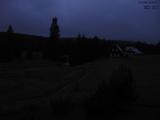 06 : 44
