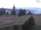 18 : 52