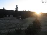 19 : 48