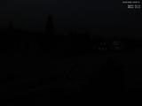 03 : 04