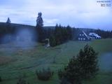 04 : 44