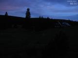 03 : 40