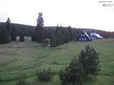 21 : 00