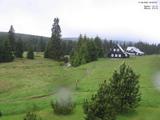 09 : 00