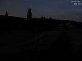 22 : 56