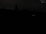 23 : 00