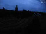 21 : 04