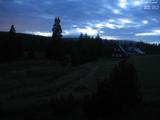 21 : 04