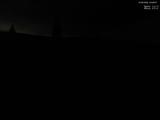 23 : 08