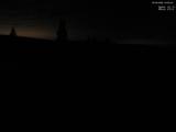 03 : 04