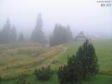 09 : 04
