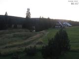 19 : 52