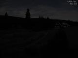 01 : 44