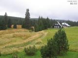 09 : 00