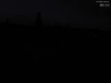 06 : 44