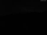 04 : 32