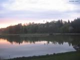 19 : 56