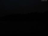 21 : 08