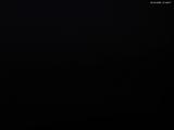 21 : 08