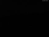03 : 00
