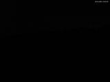 23 : 00