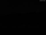 03 : 00