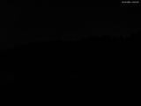 23 : 20