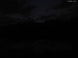 23 : 00