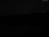 03 : 00
