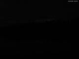 03 : 00