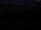 23 : 08