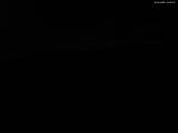 03 : 00