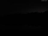02 : 00