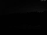 03 : 04