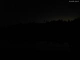 22 : 08