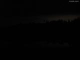 03 : 00