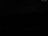 22 : 08