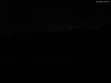 04 : 44