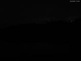 21 : 04