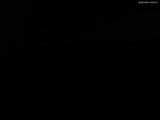 23 : 00