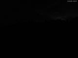 23 : 00