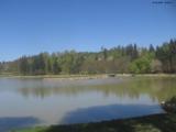 12 : 00