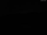 23 : 00